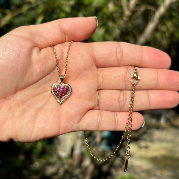 18K Gold Plated Stainless Steel Magenta Pink Diamond Heart Necklace - Picture 1 of 5